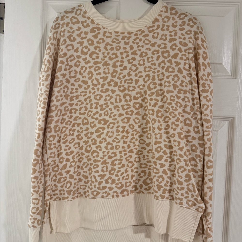 Time and Tru Leopard Print Crew Neck Sweater - Cream and Tan